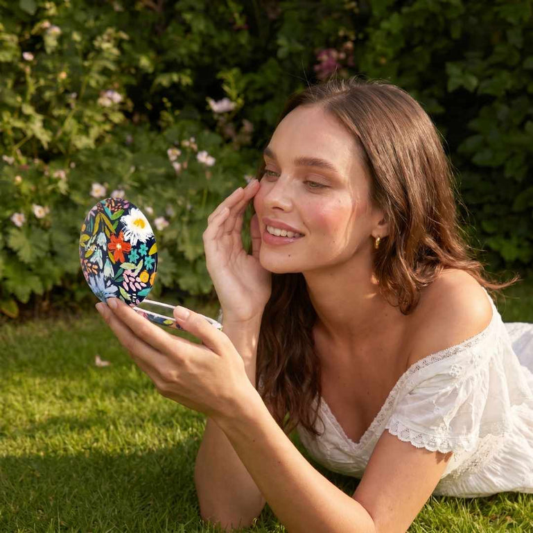 Happy Flowers Mini Taylor Lighted Compact by Fancii with 1x +10x magnification