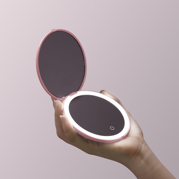 Mini Taylor Lighted Led Compact with 1x and 10x Magnification by Fancii & Co.in Petal Pink has eco-friendly power