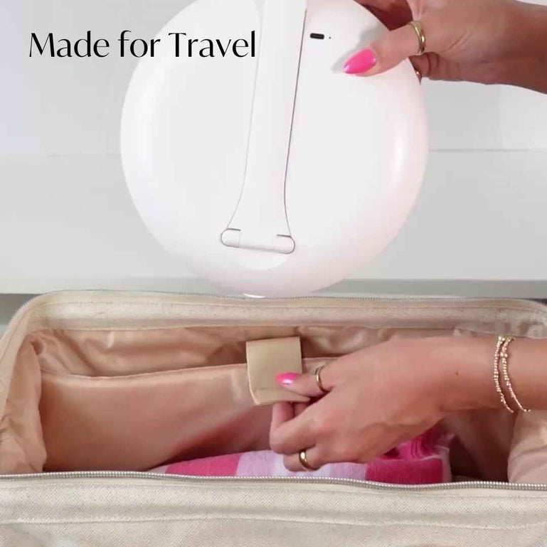 Fancii Abigail Travel Mirror with LED Lights Folded Made For Travel

Pink None
Pink 10x Magnifying Mirror 