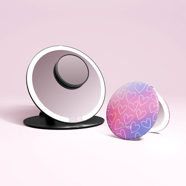 Abigail Black / 10x Magnifying Mirror LOVE STRUCK